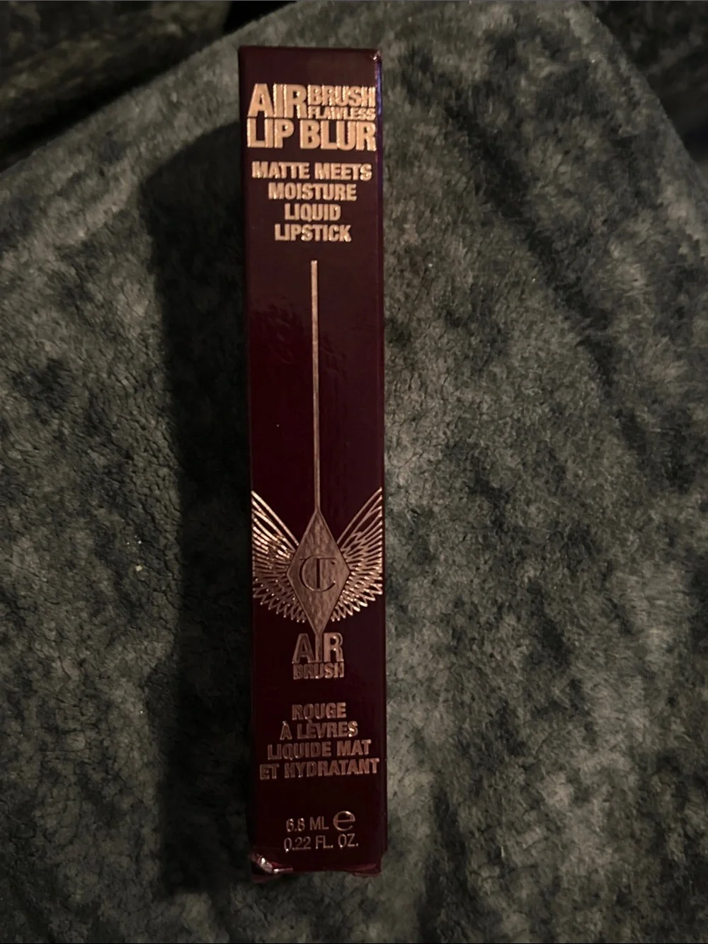 Charlotte Tilbury Air Brush Flawless Lip Blur. Color Flame Blur.
